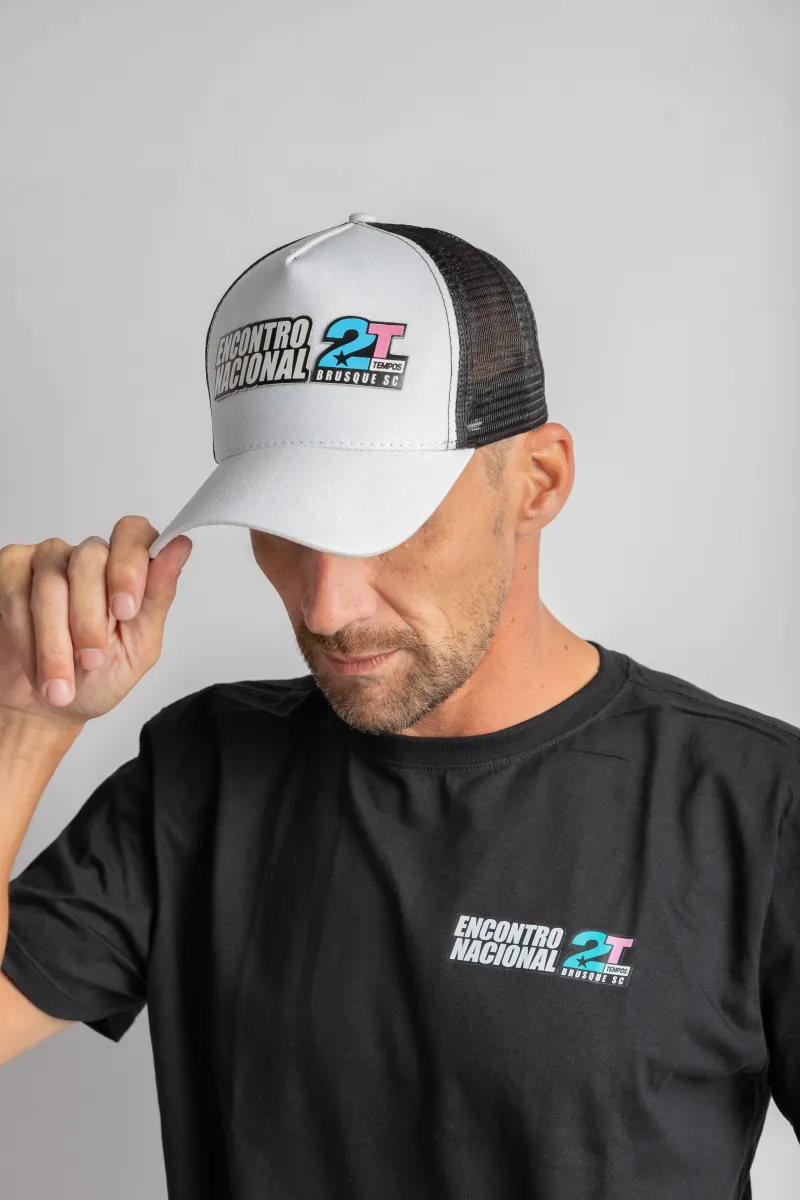 Boné Trucker Branco Preto ENM2TEMPOS